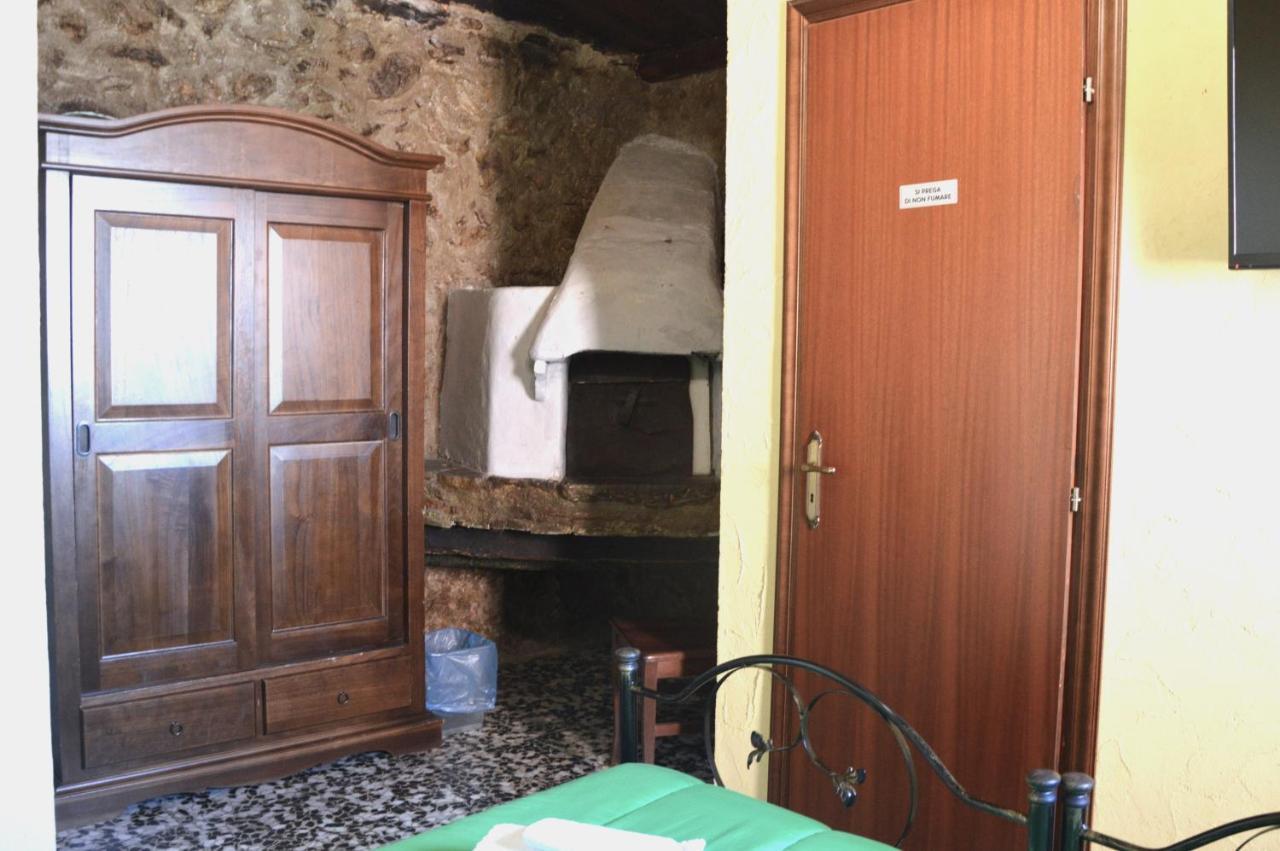 ホテル Il Castello ヴィッジャーノ エクステリア 写真